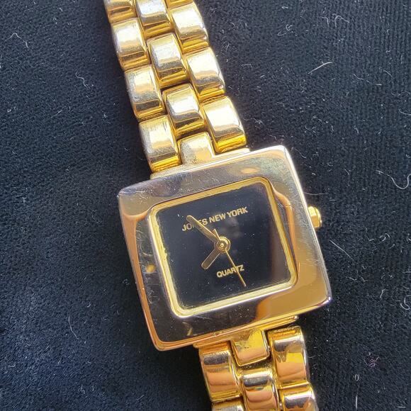 Vintage Jones New York Gold Quartz Watch Square Face Retro Bracelet Gift Her - Picture 2 of 9